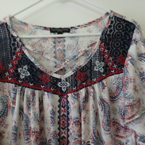 Red, White, and Blue Top - Very Patriotic with a bit of flair - Picture 2 of 5